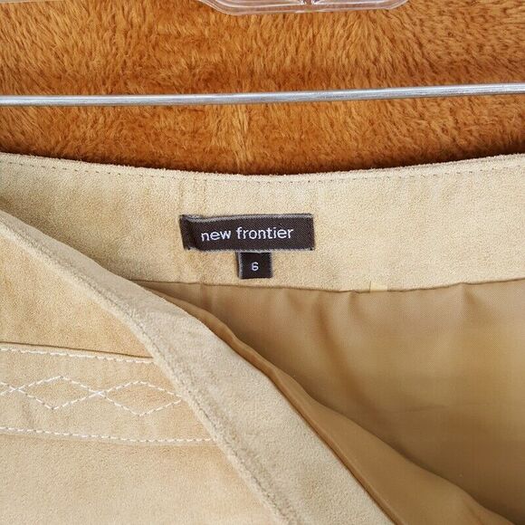NEW FRONTIER Womens Skirt Size 6 Tan A-Line Suede Asymmetrical STAINED - Picture 4 of 9